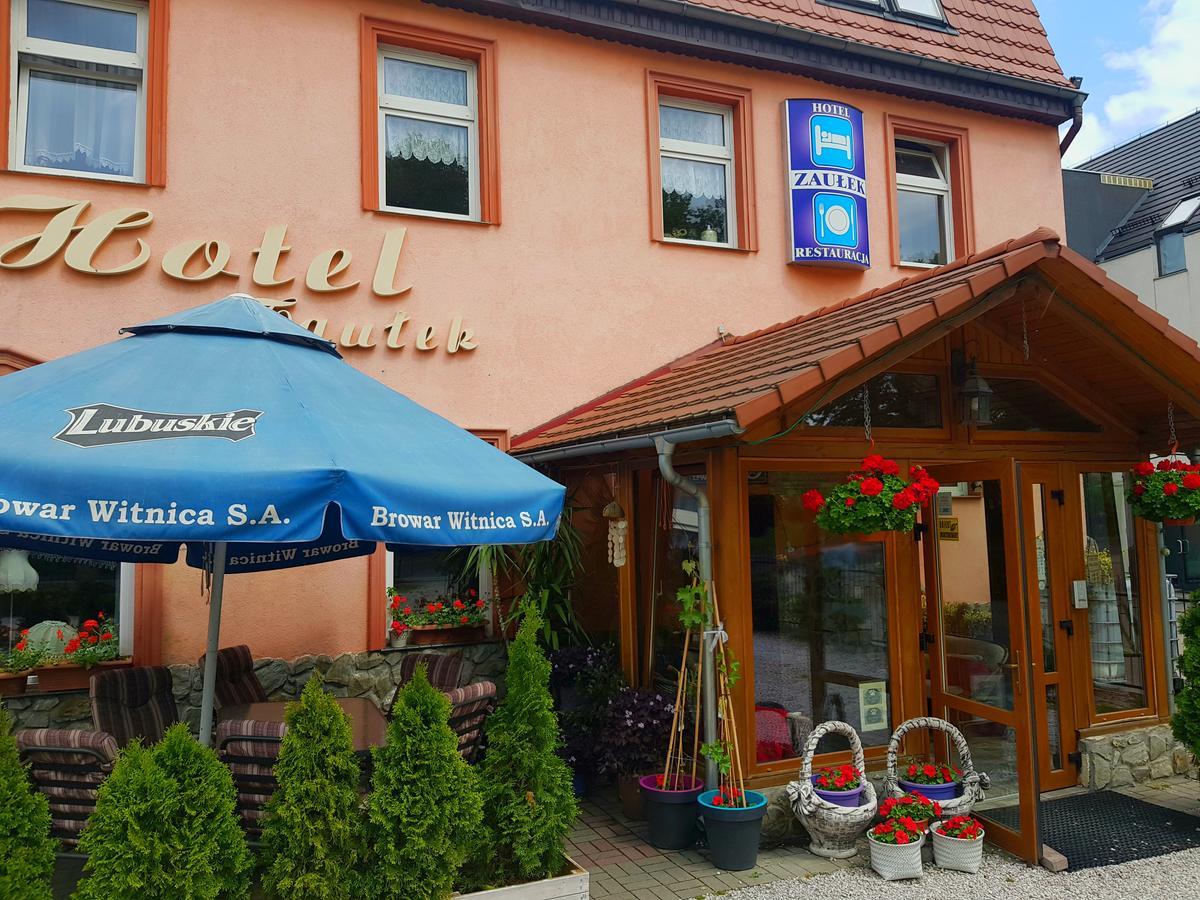 Hotel Zaulek Luban Exterior foto